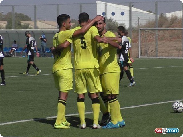 שחקני כפר סבא חוגגים (שקד מורג)